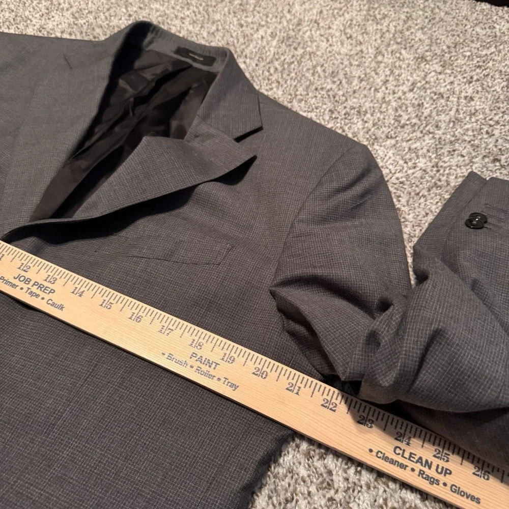 Massimo Dutti Extrafine Wool 42R Gray Graph Check Blazer Sport Jacket Two Button